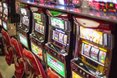 Adventures Beyond Wonderland slot interface on mobile phone
